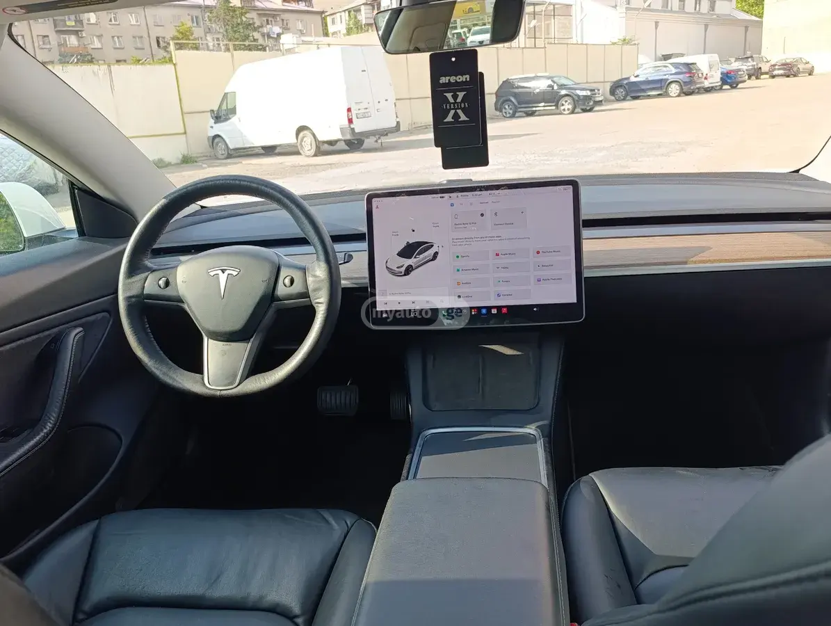 Tesla Model 3, миниатюра 6
