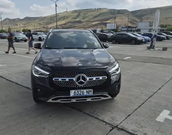 Mercedes-Benz GLA 250
