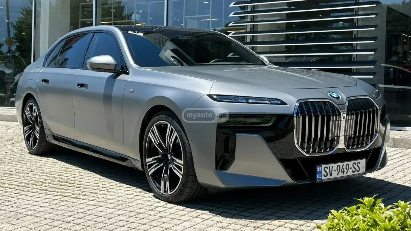 BMW 760