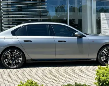 BMW 760 xDrive