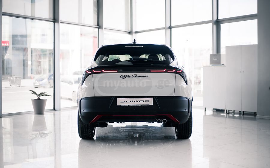 Alfa Romeo Junior