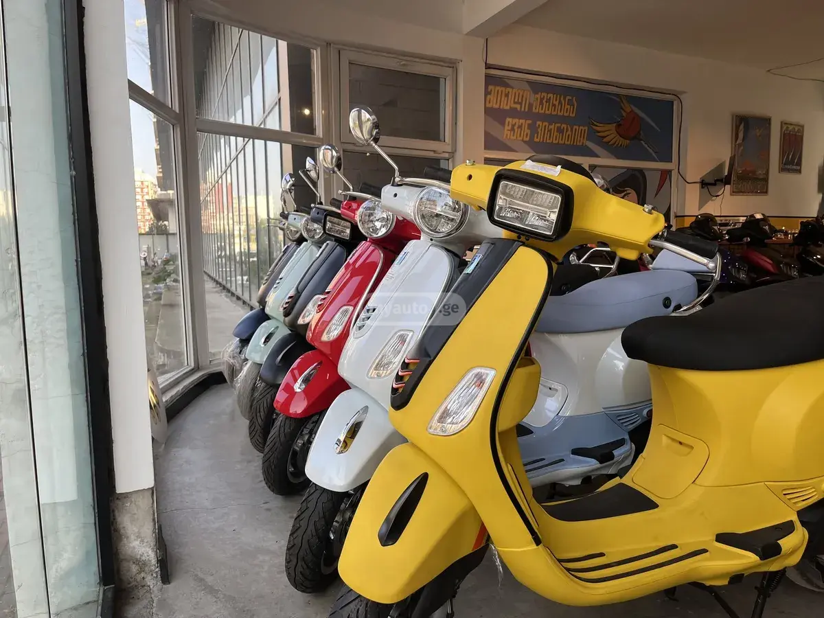 Vespa SXL