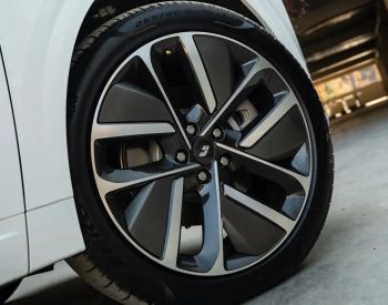 Lixiang L6 