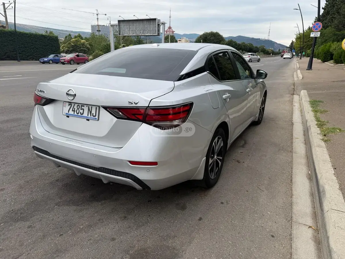 Nissan Sentra, миниатюра 4