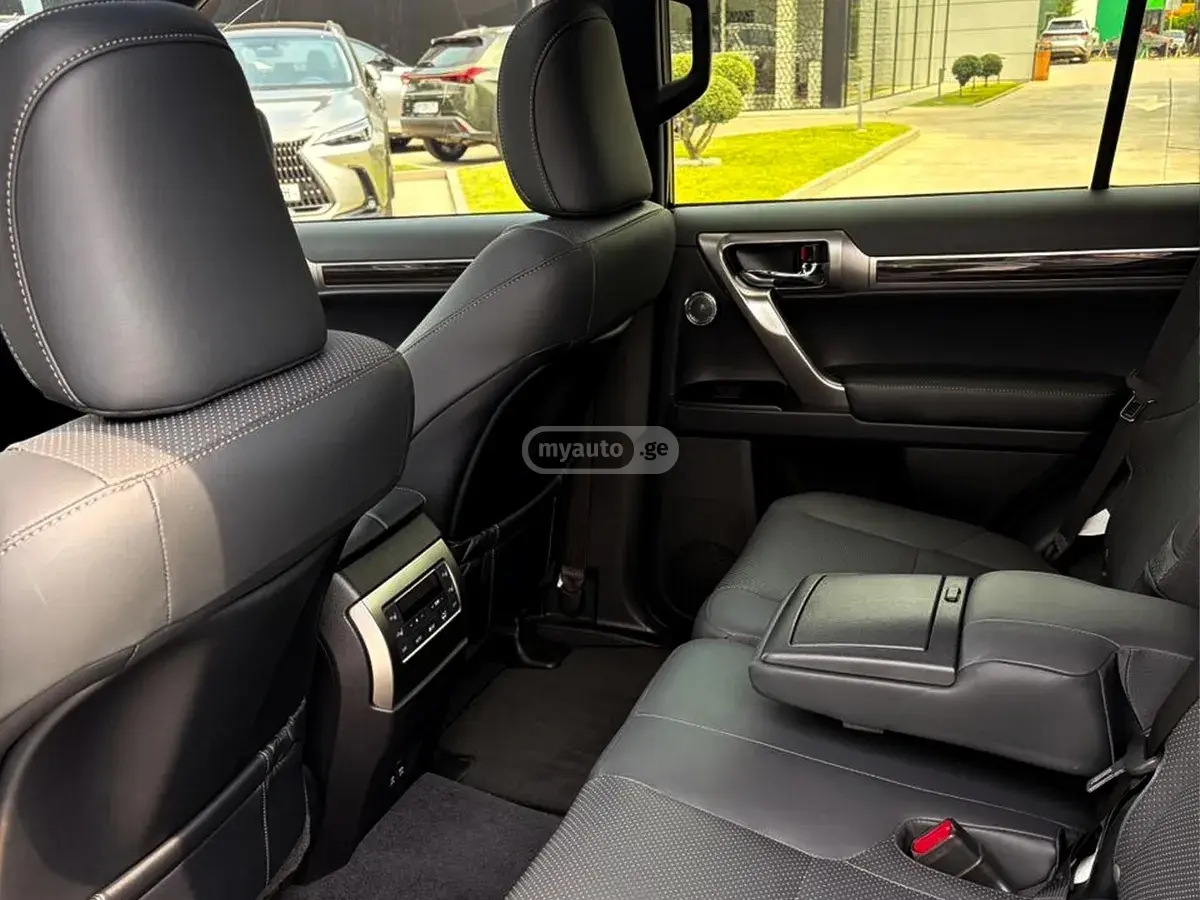 Lexus GX 460