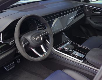 Audi RSQ8 performance