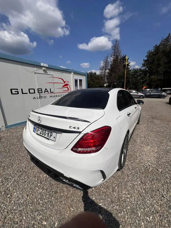 Mercedes-Benz C 300 