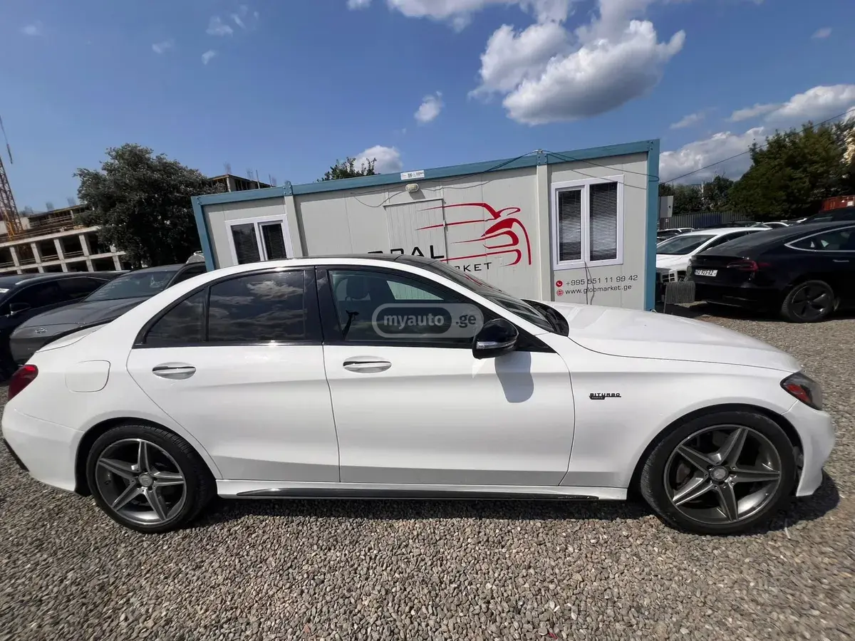 Mercedes-Benz C 300 