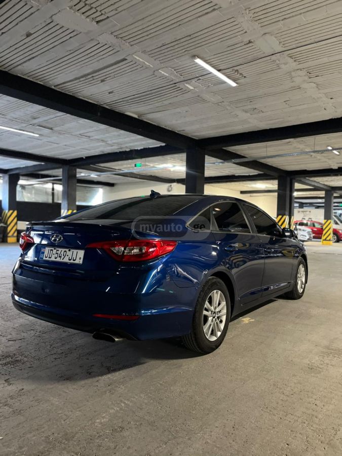 Hyundai Sonata 
