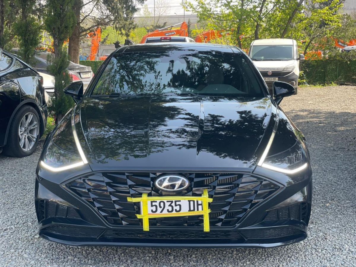 Hyundai Sonata 