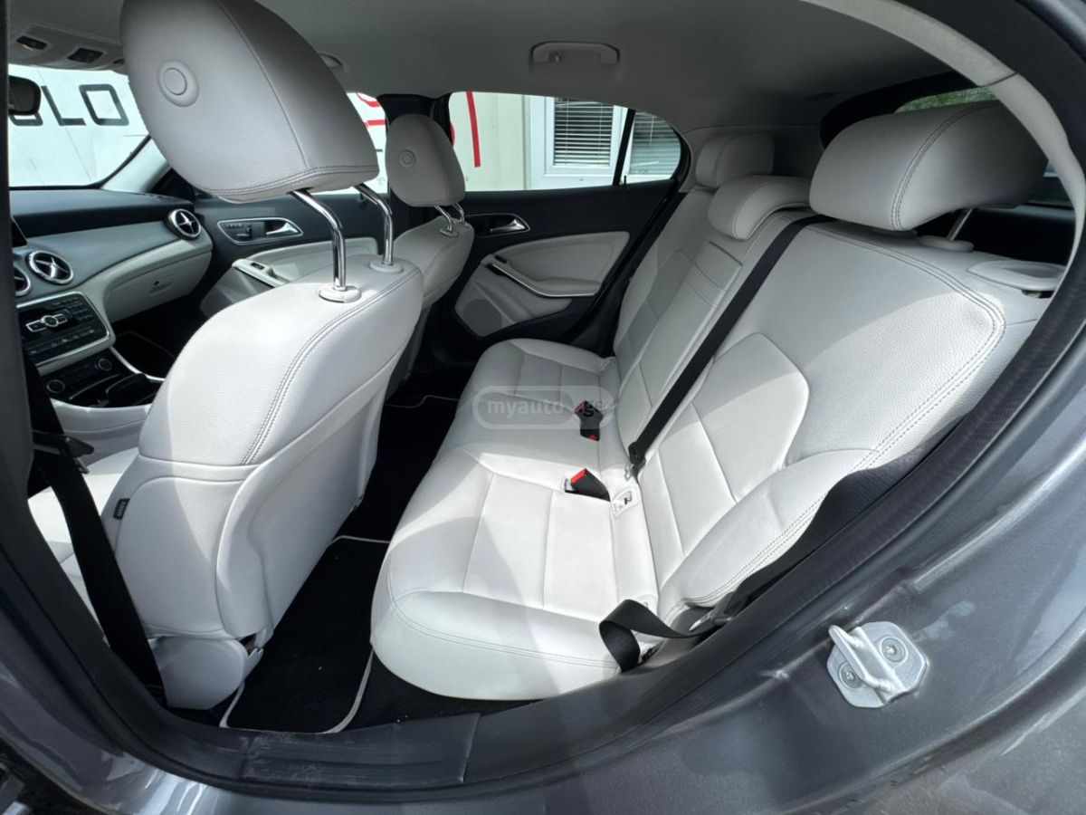 Mercedes-Benz GLA 250