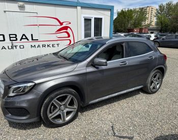 Mercedes-Benz GLA 250 