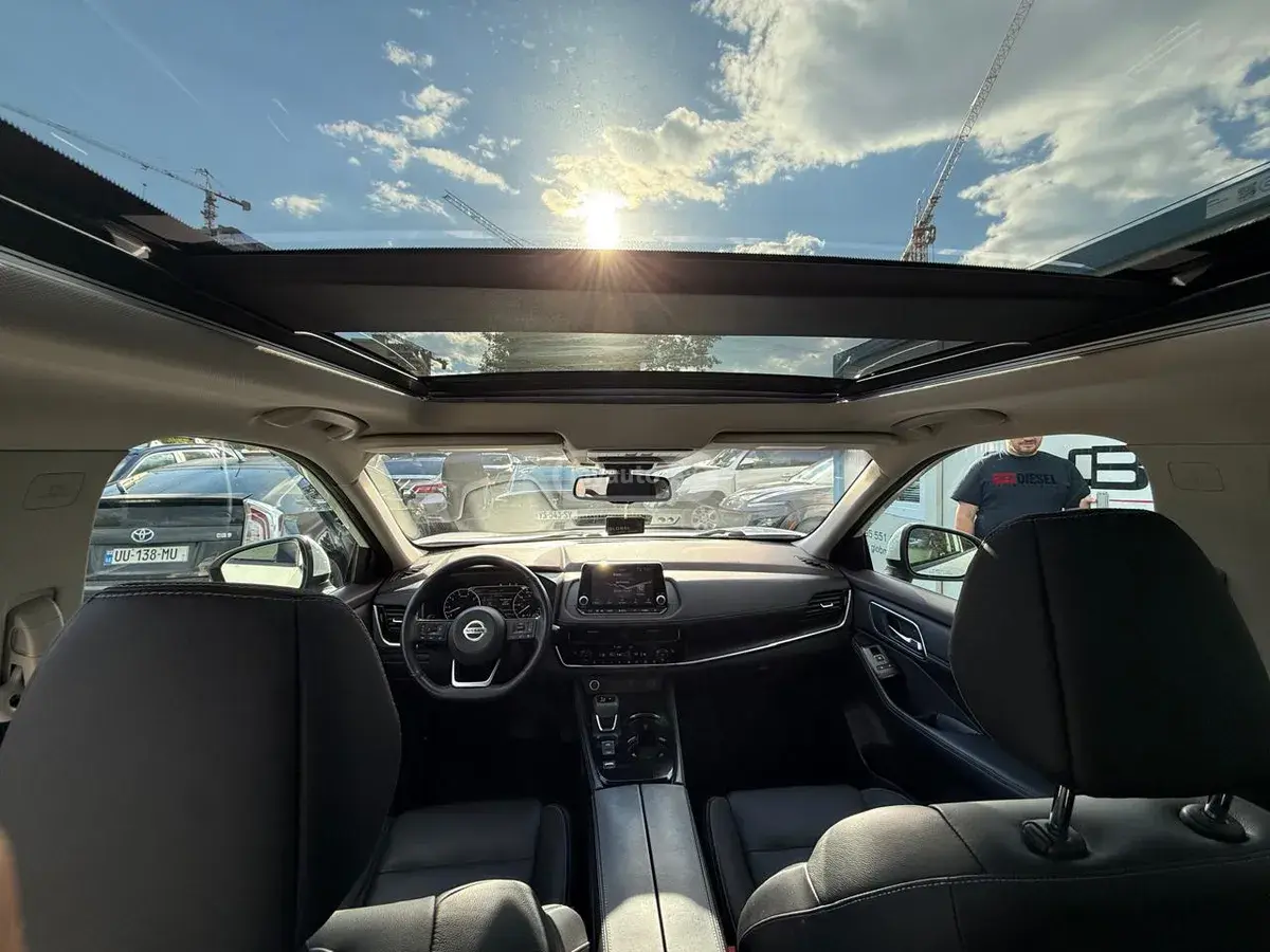 Nissan Rogue