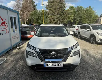 Nissan Rogue 