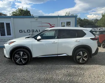 Nissan Rogue 