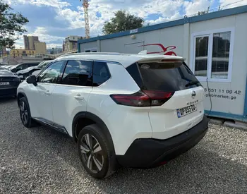 Nissan Rogue 