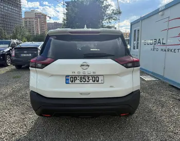 Nissan Rogue 