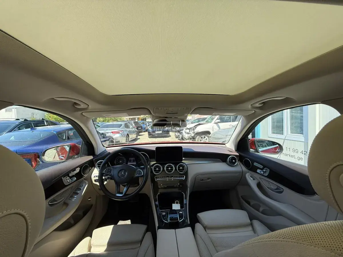 Mercedes-Benz GLC 300 
