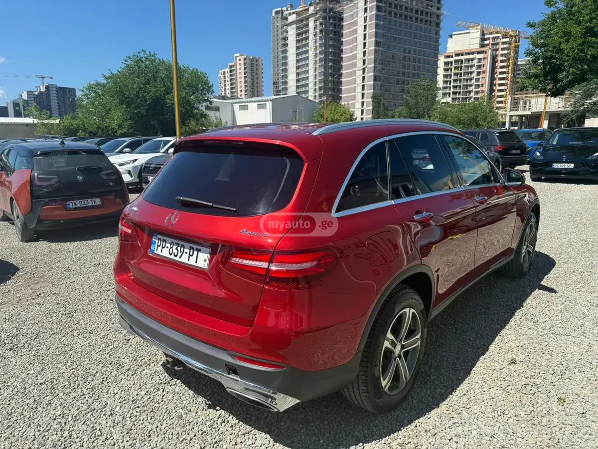 Mercedes-Benz GLC 300 