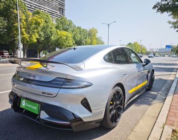 Xiaomi SU7 