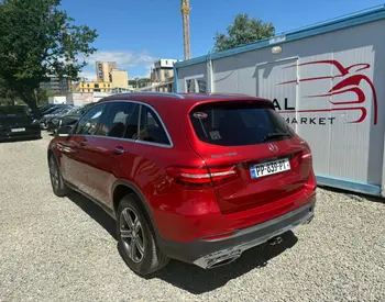 Mercedes-Benz GLC 300 