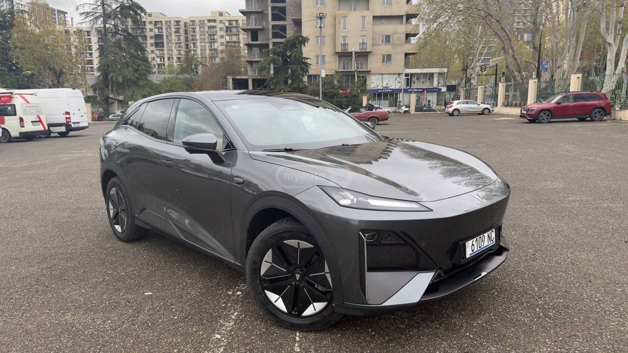 Changan Deepal S07 