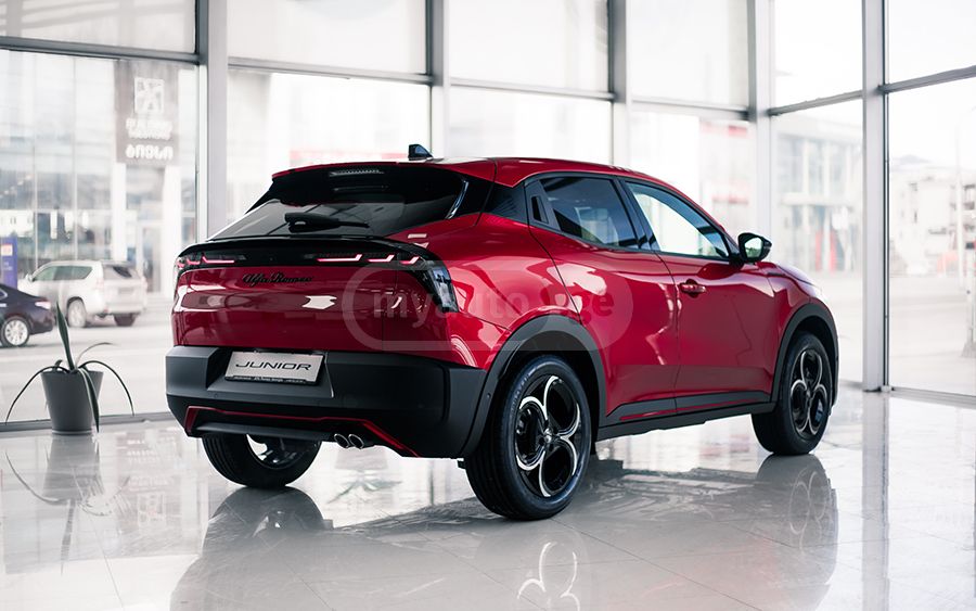 Alfa Romeo Junior