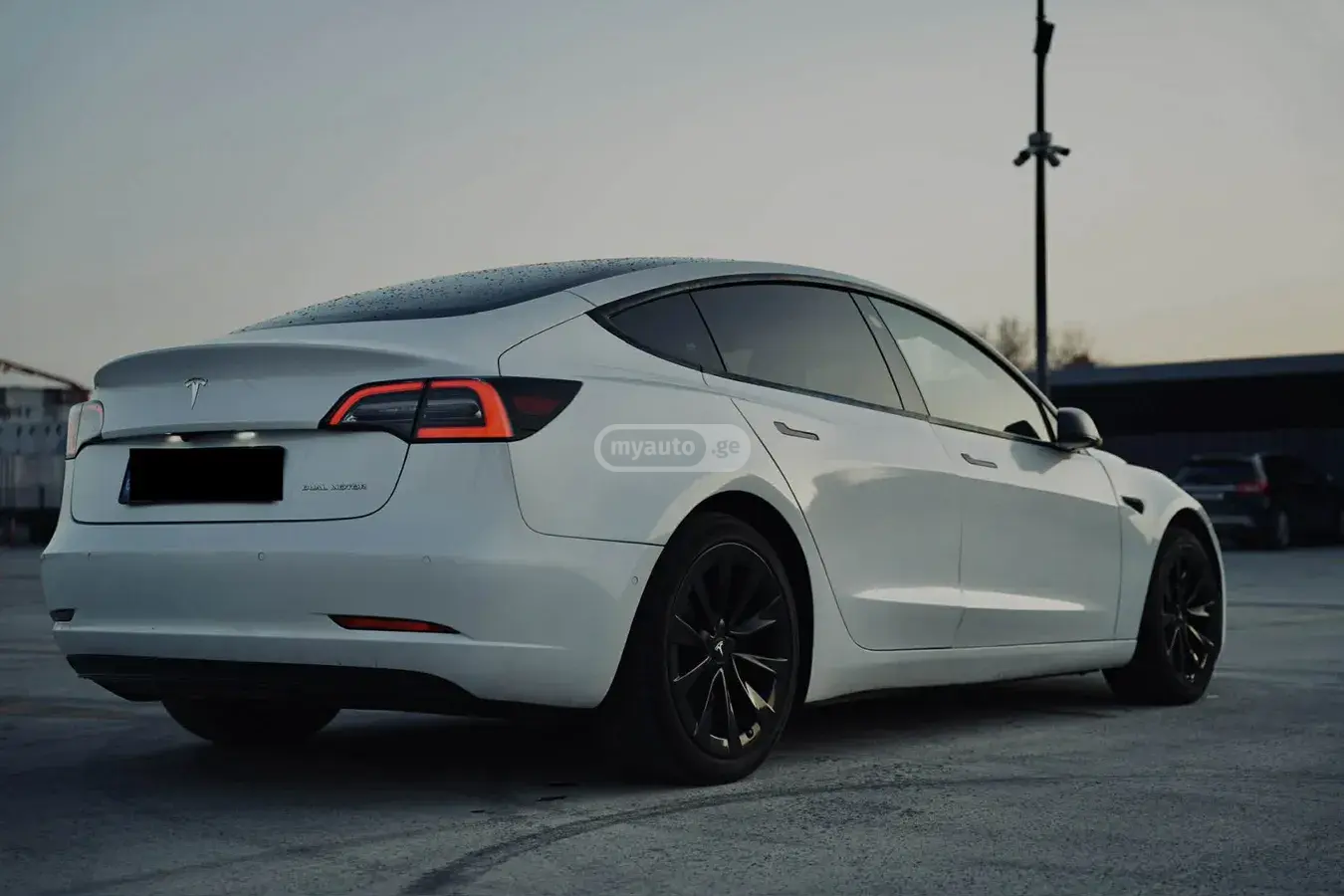 Tesla Model 3, миниатюра 5
