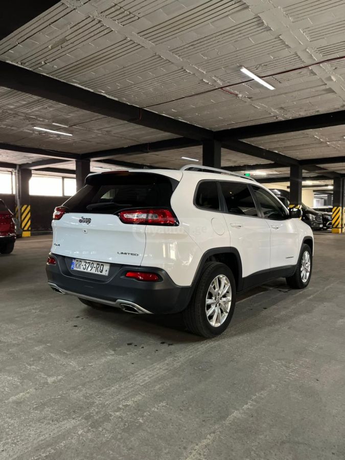 Jeep Cherokee