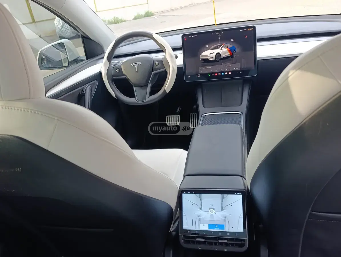 Tesla Model Y, миниатюра 7