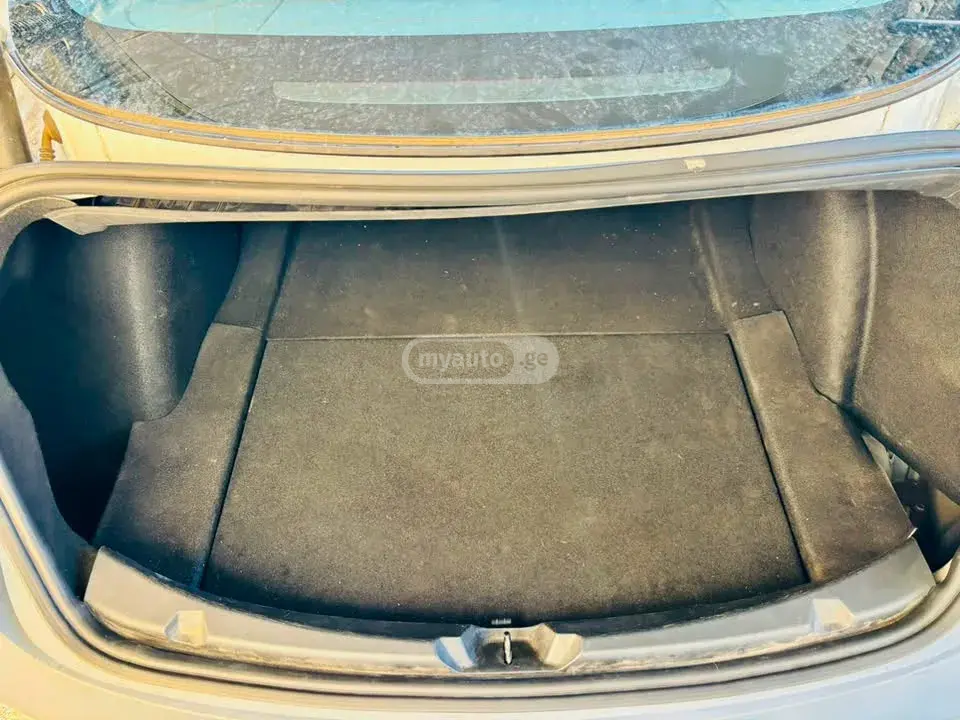 Tesla Model 3, миниатюра 11