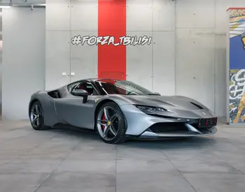 Ferrari SF90 