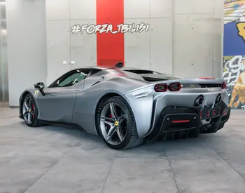Ferrari SF90 