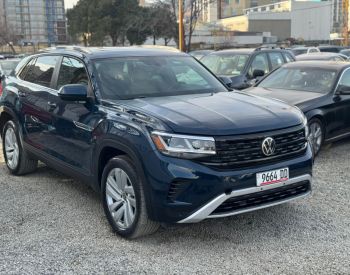 Volkswagen Atlas SE