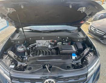 Volkswagen Atlas SE