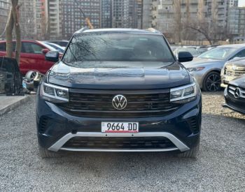 Volkswagen Atlas SE