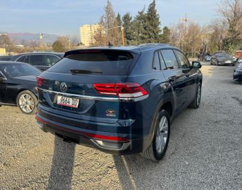 Volkswagen Atlas SE