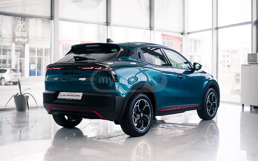 Alfa Romeo Junior