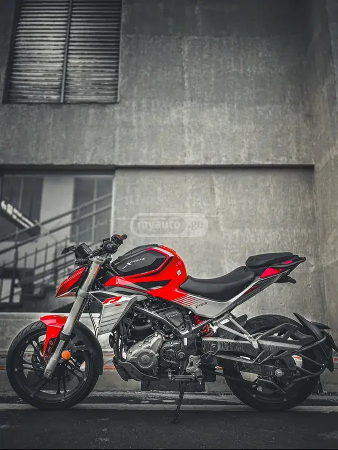 Hero Xtreme 250R 
