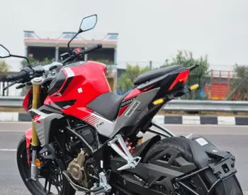 Hero Xtreme 250R 