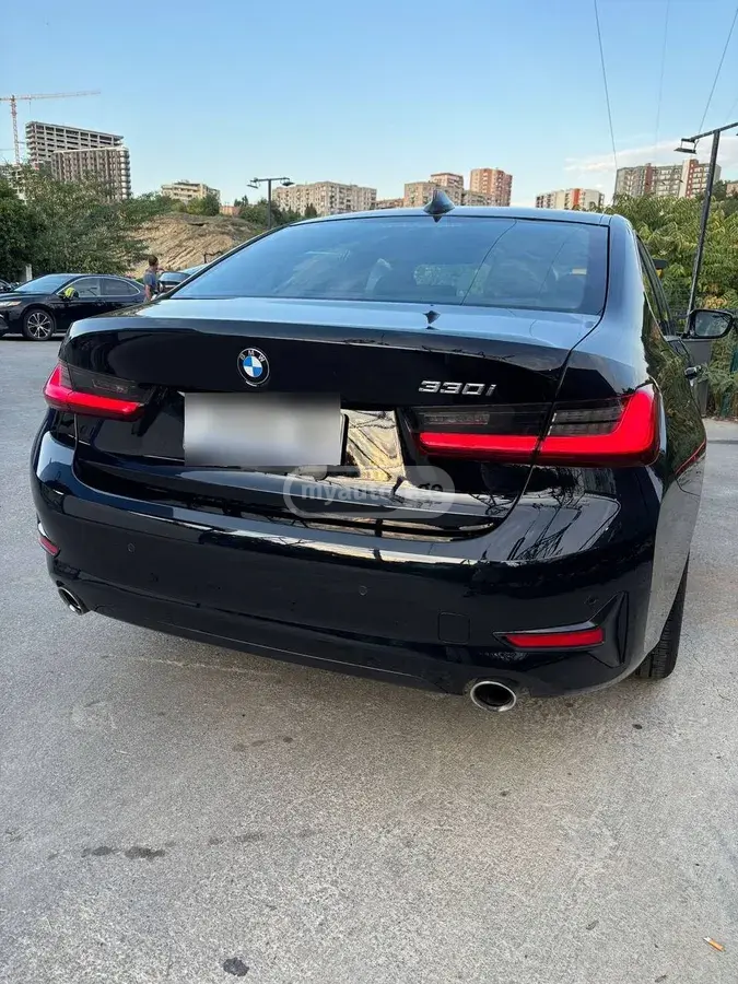 BMW 3 Series 330, миниатюра 3
