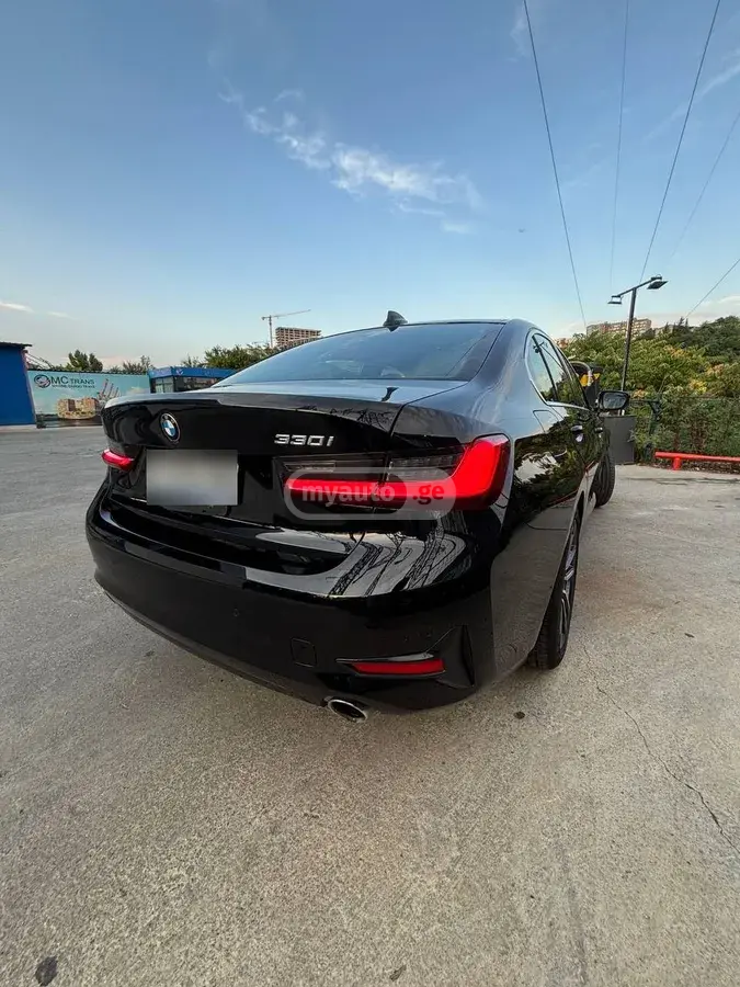 BMW 3 Series 330, миниатюра 5