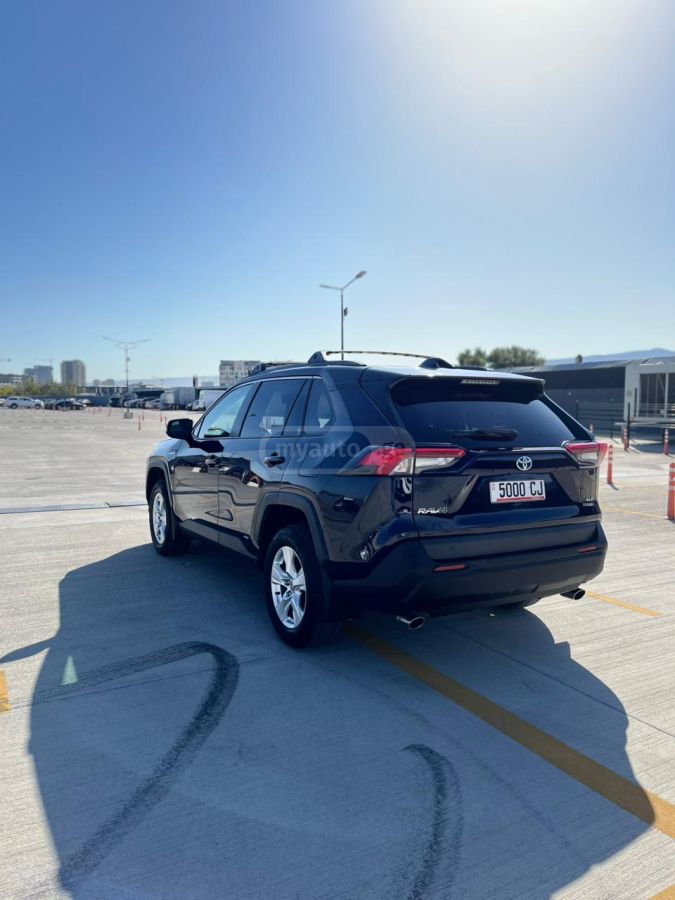 Toyota RAV 4