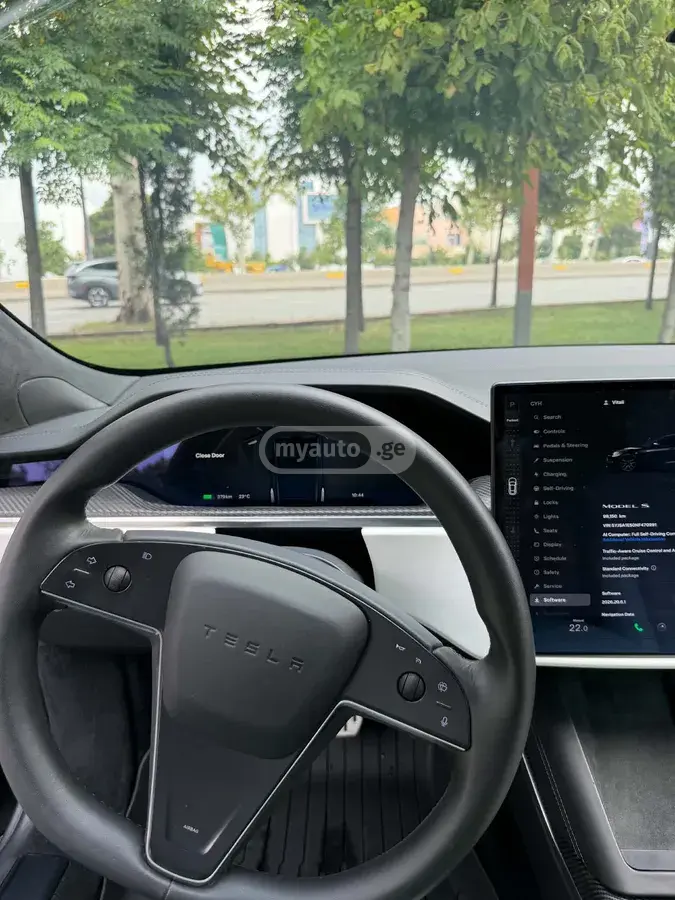 Tesla Model S, миниатюра 12