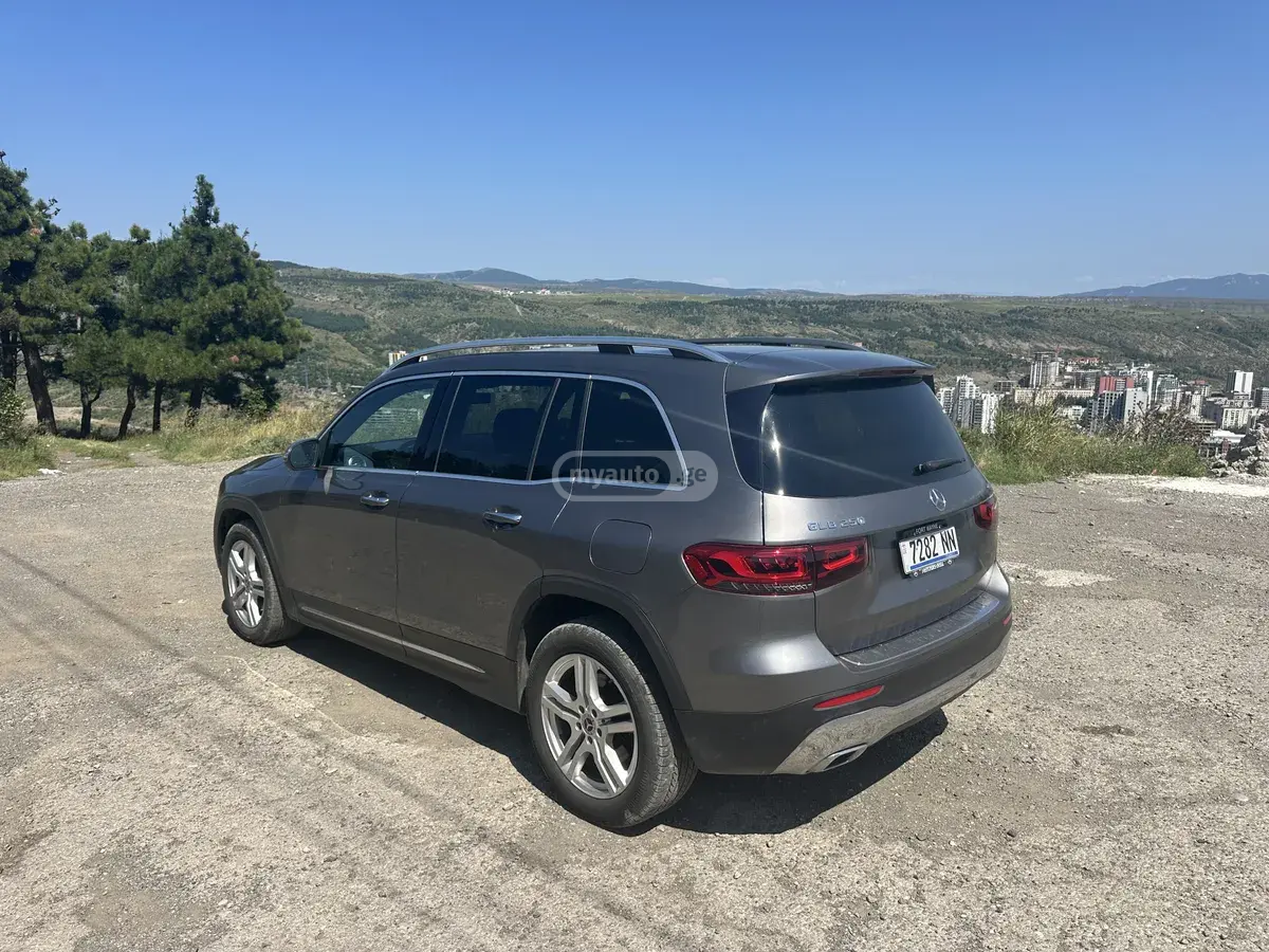 Mercedes-Benz GLB 250, миниатюра 7