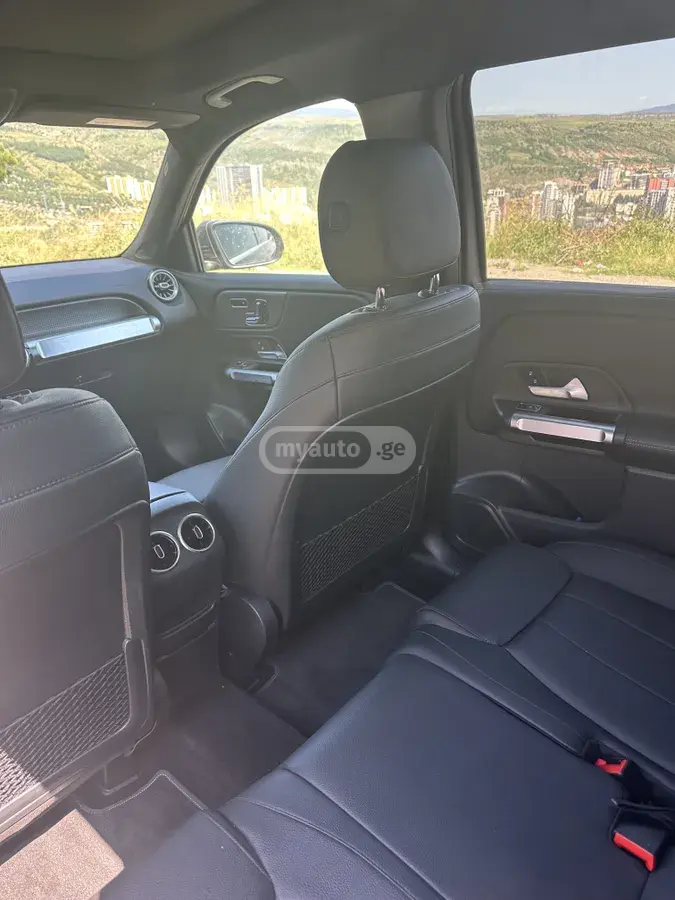 Mercedes-Benz GLB 250, миниатюра 8