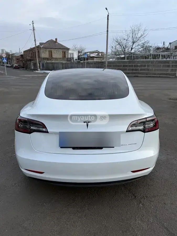 Tesla Model 3, миниатюра 8