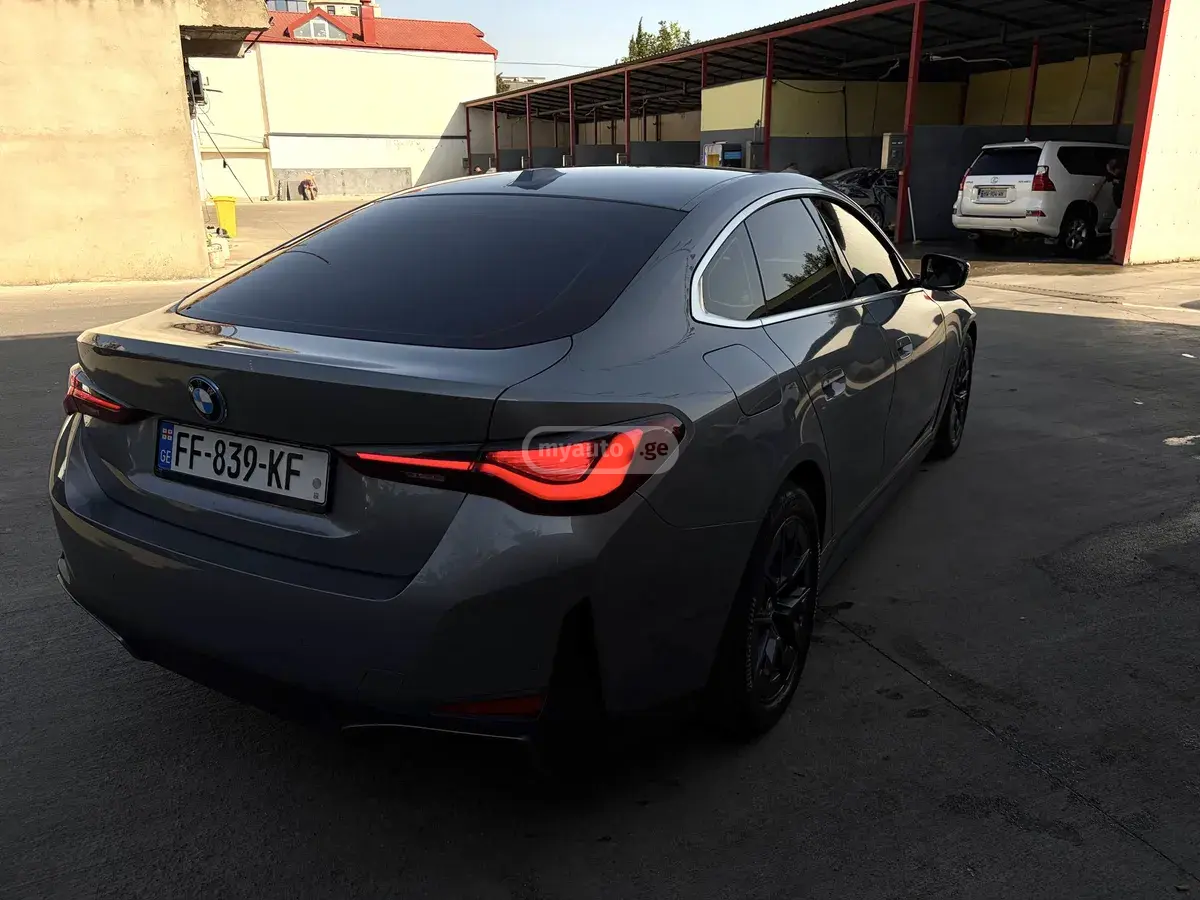 BMW i4, миниатюра 5