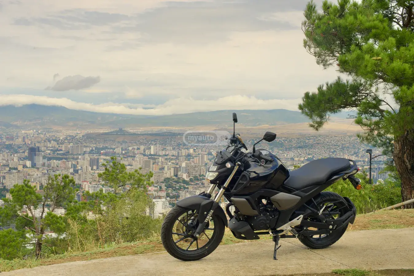 Yamaha FZS-FI 