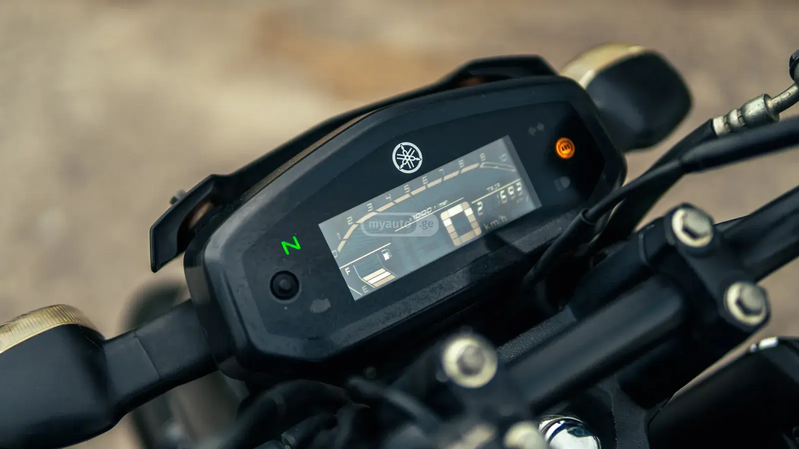 Yamaha FZS-FI 